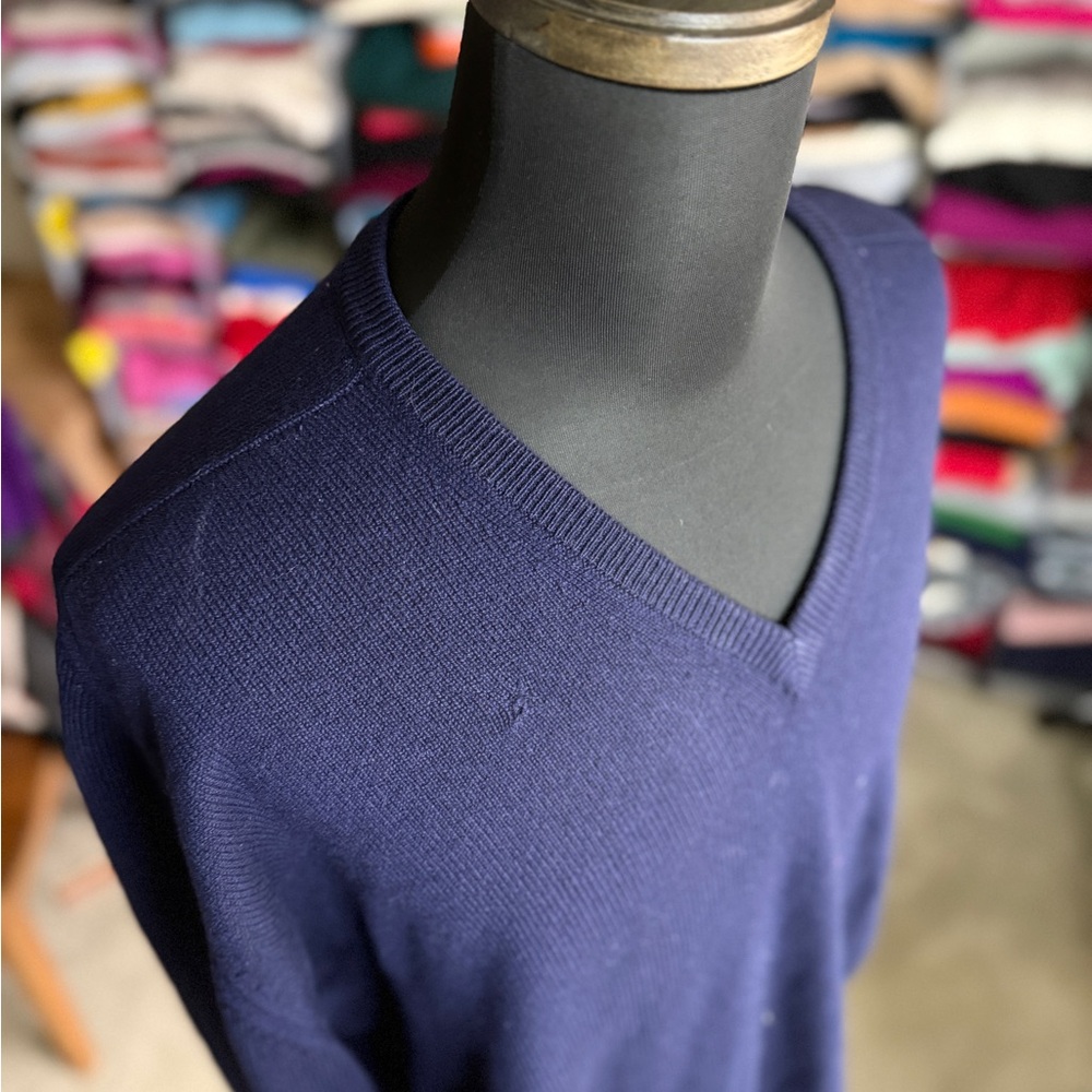 Vintage Glen Lyon Navy V-Neck Cashmere Sweater, 46 (L), Made in Scotland